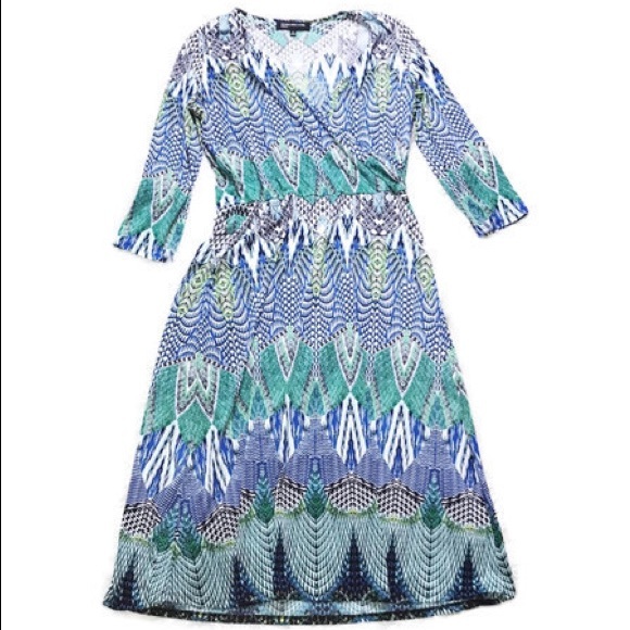 Jones New York Dresses & Skirts - 3/$20 JONES NEW YORK WRAP V NECK DRESS